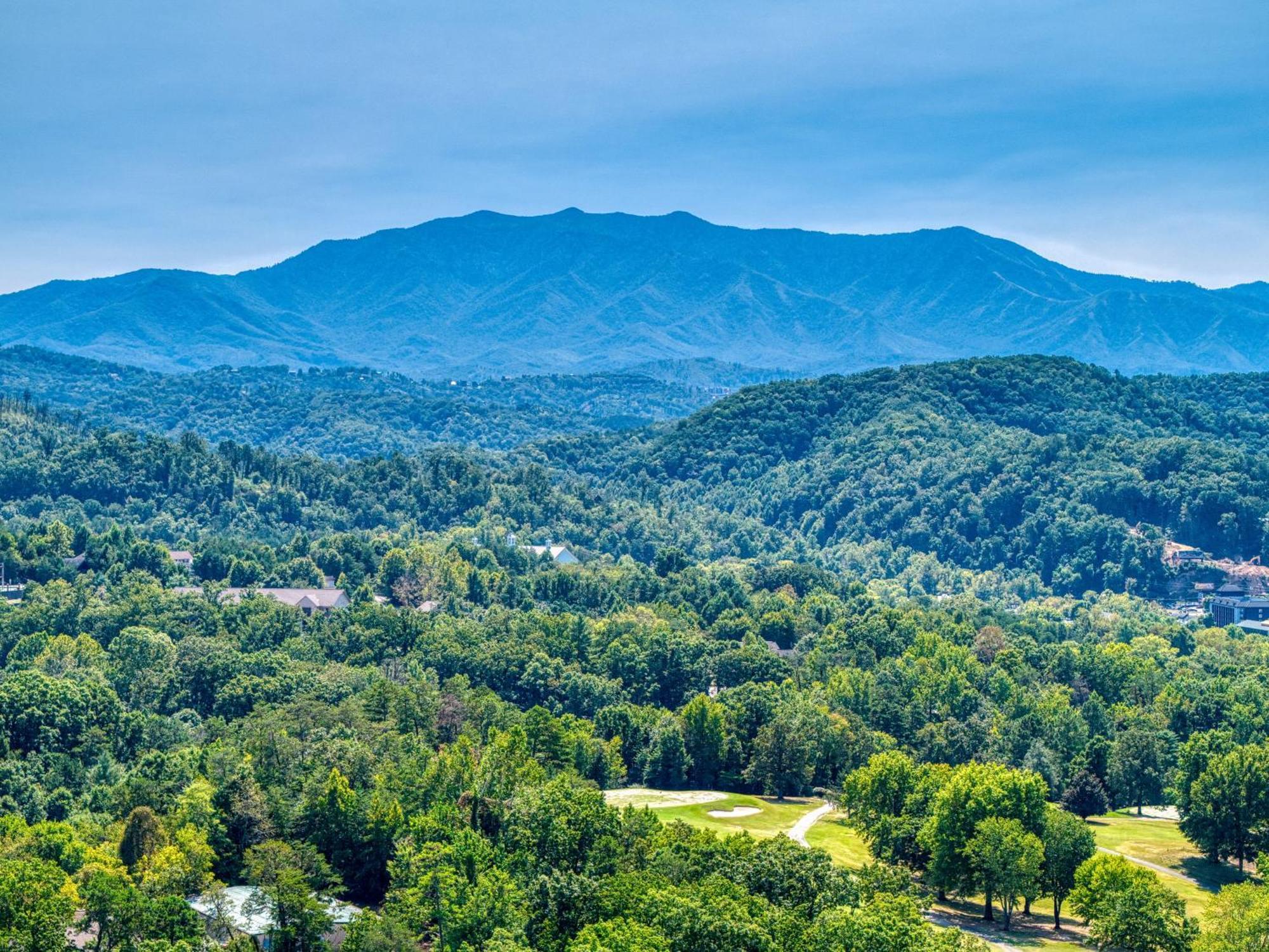 A Stones Throw, You Get 1089 Free Attraction Tickets Per Paid Day, Dollywood And Much More! Pigeon Forge Dış mekan fotoğraf